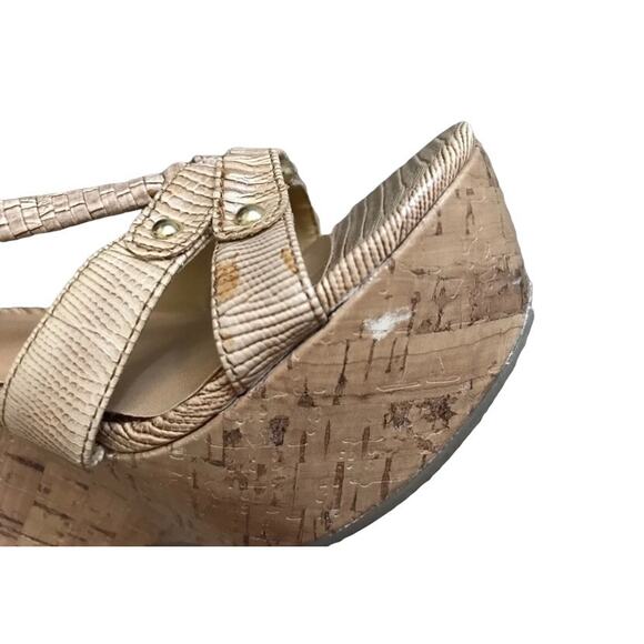 CLASSIFIED Womens Size 5.5 Beige Wedge Block Heel Strappy Peep Toe Shoes Sandals - Picture 6 of 10